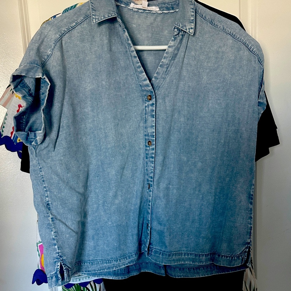 Casual Denim Button-Up Shirt
